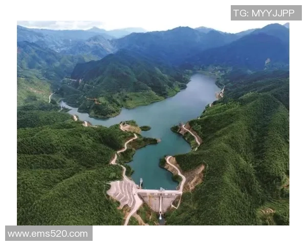 亚马尔地区的能源开发与可持续发展前景探讨与挑战分析