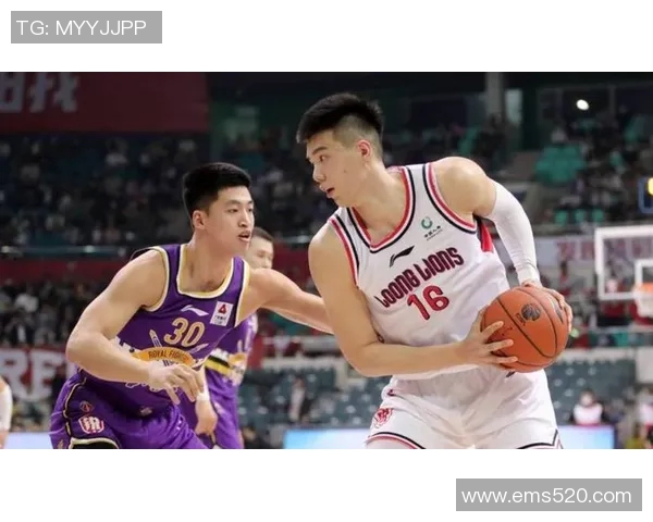 焦泊乔的成长之路与奋斗精神：探索新时代青年的理想与追求