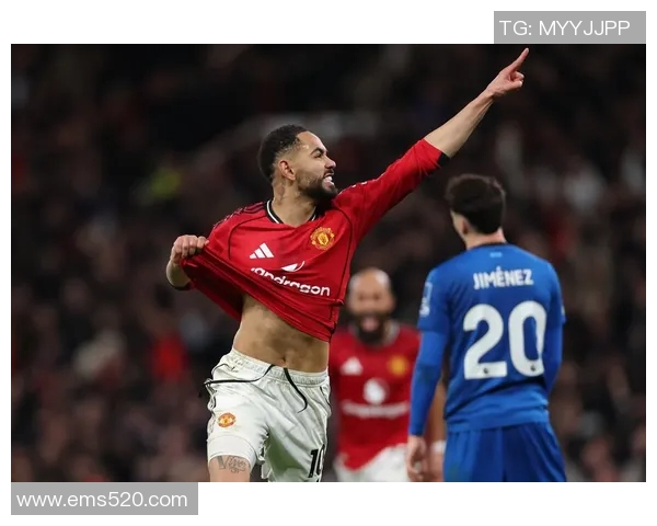 曼联主场迎战伯恩茅斯争夺英超积分榜关键战役